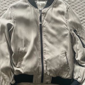 Size Medium Cielo Basic bomber jacket. Green shade with black.